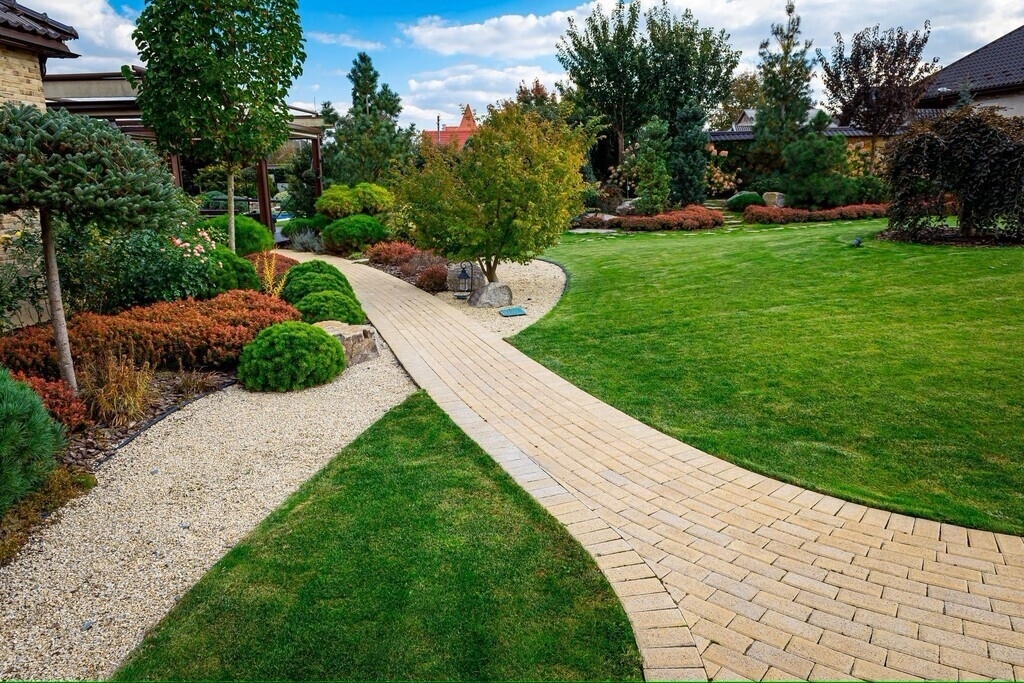 How Landscaping Can Enhance Curb Appeal